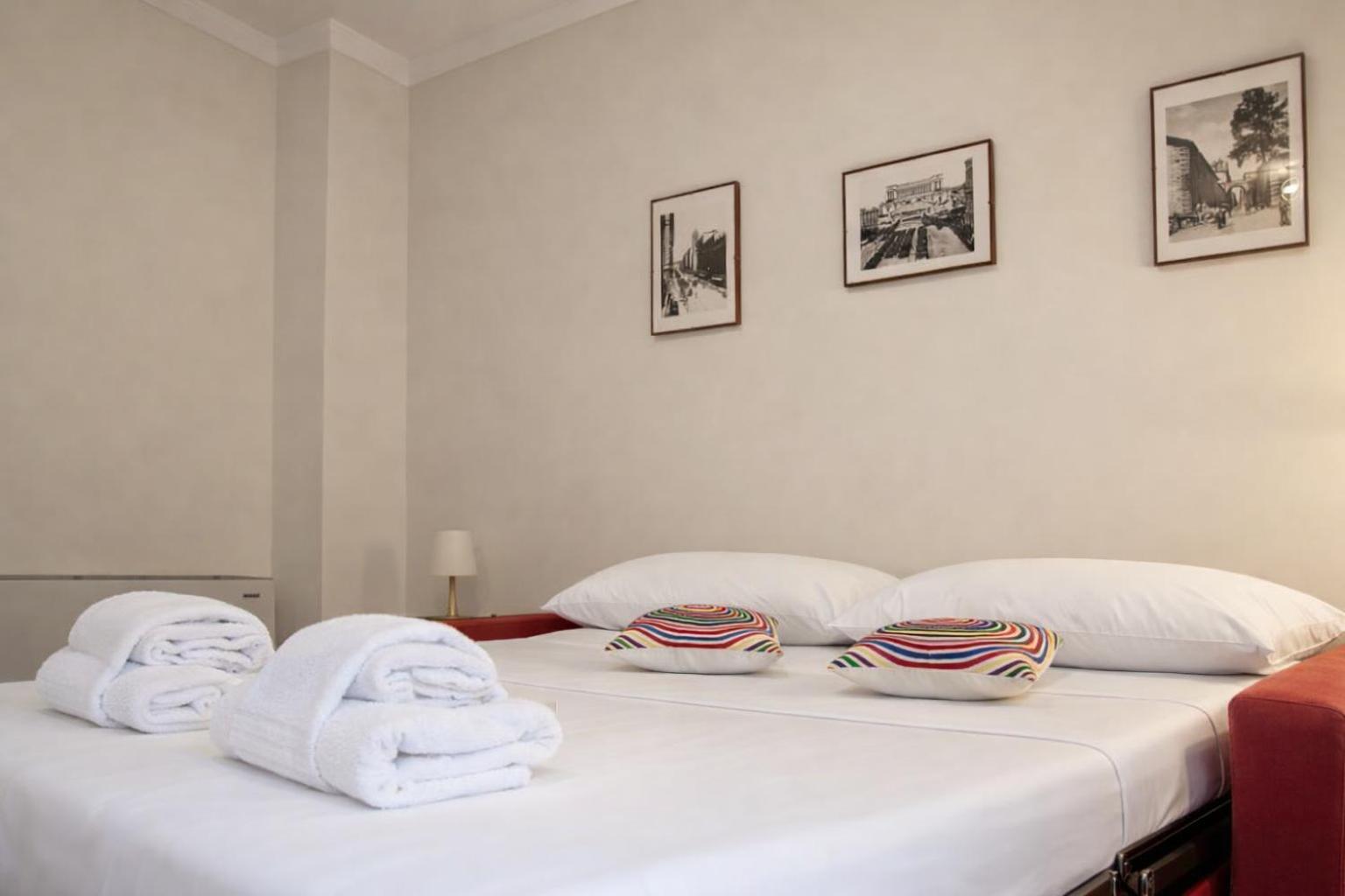 Peaceful Apartment In Piazza Venezia'S Alleys, Rome